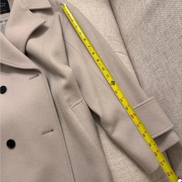 United Tokyo Made in Japan Wool Double-Breasted Belted Coat Size XS - Picture 10 of 11